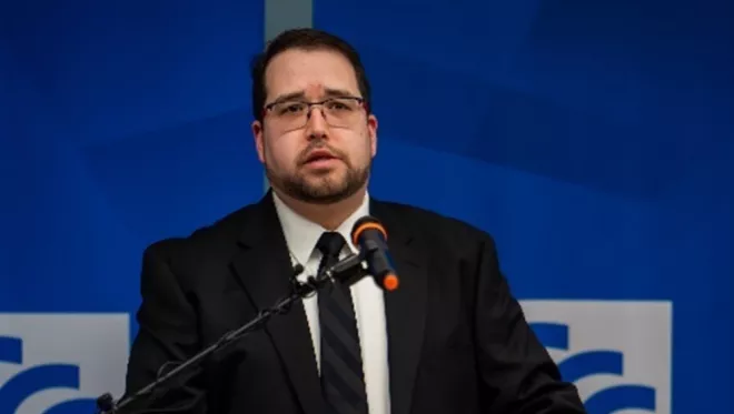 澳门线上博彩 student Danial Smith