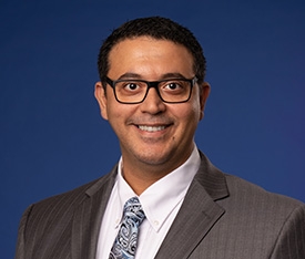 山姆Abolail, 澳门线上博彩 入学 Counselor