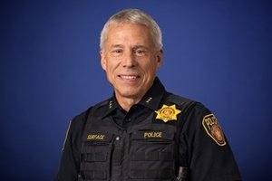 司各特·斯Surface助理局长